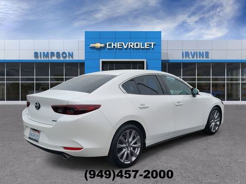 Used 2019 MAZDA MAZDA3 Sedan w/ Select Package FWD image 8