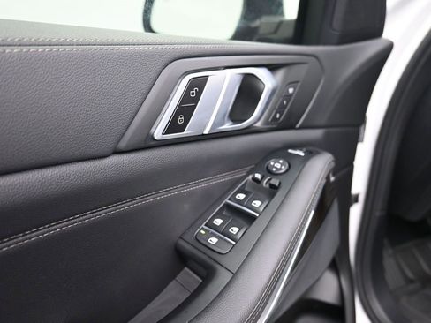 Used 2020 BMW X5 xDrive40i w/ Convenience Package image 9