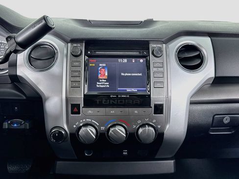 Used 2015 Toyota Tundra SR5 AWD/4WD image 12