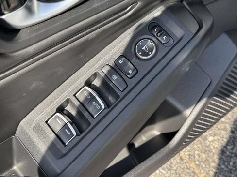 Used 2025 Honda Accord EX-L image 16