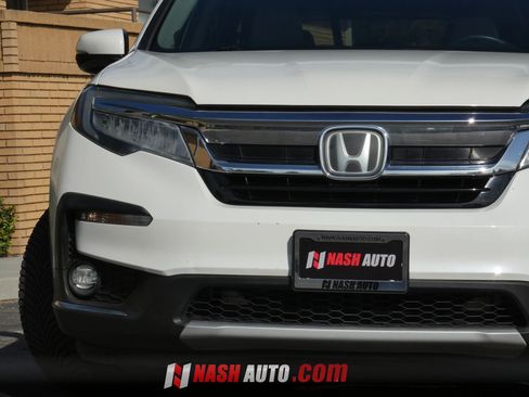 Used 2019 Honda Pilot Touring image 18