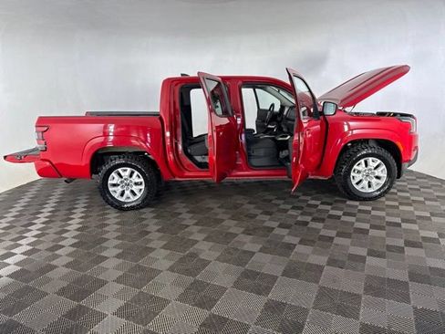 Certified 2022 Nissan Frontier SV RWD image 13