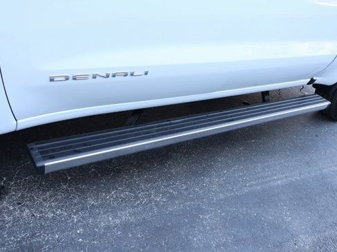 New 2026 GMC Sierra 1500 Denali image 9