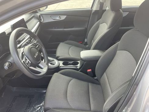 Used 2024 Kia Forte LXS image 11