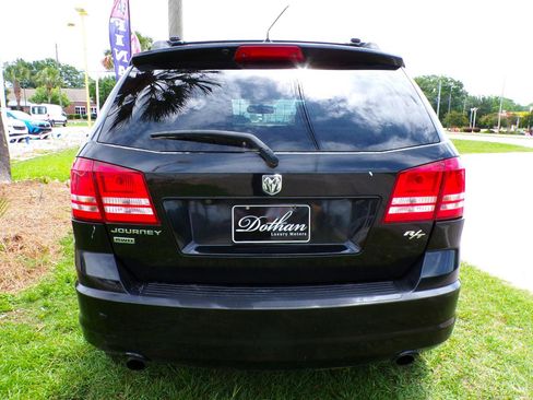 Used 2009 Dodge Journey R/T w/ Flexible Seating Group AWD/4WD image 6