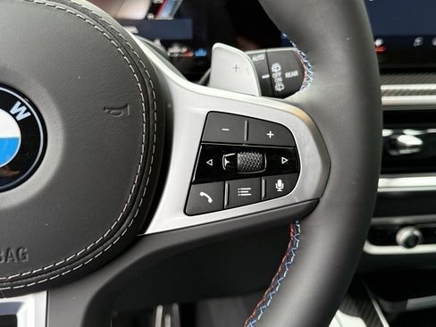 New 2026 BMW X5 M60i w/ Executive Package image 24
