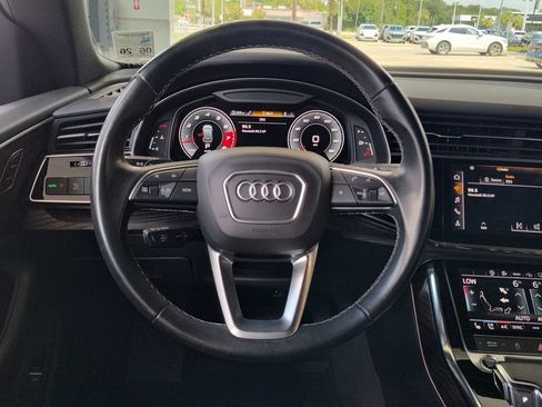 Used 2021 Audi Q8 Premium Plus w/ Premium Plus Package AWD/4WD image 29