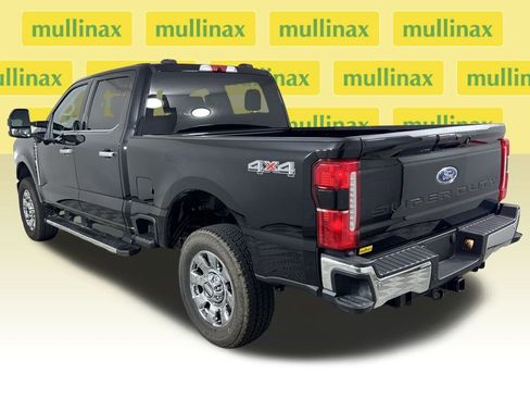 New 2026 Ford F250 Lariat w/ Chrome Package image 4