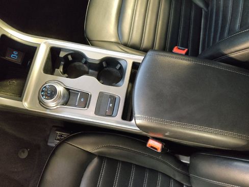 Used 2024 Ford Edge SEL w/ Convenience Package image 26