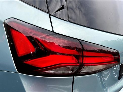 Used 2022 Chevrolet Equinox Premier image 30