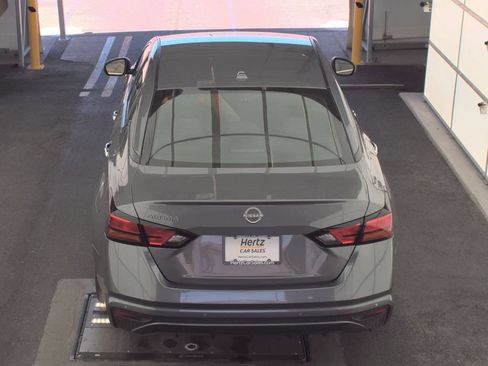 Used 2025 Nissan Altima 2.5 SV FWD image 36