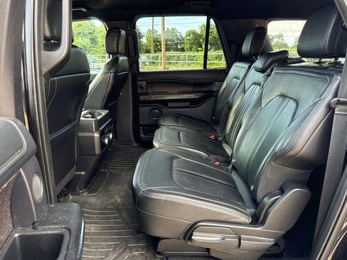 Used 2019 Ford Expedition Max Limited RWD image 25