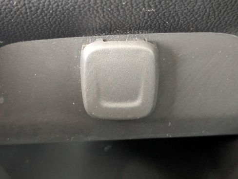 Used 2019 Chevrolet Colorado W/T w/ WT Convenience Package RWD image 14