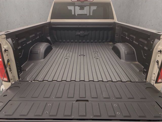 New 2026 Chevrolet Silverado 2500 ZR2 AWD/4WD image 13