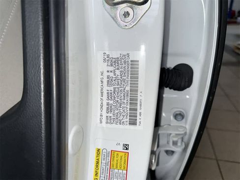 Used 2019 Honda Accord LX image 14