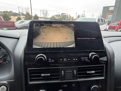 Used 2022 Nissan Armada SV w/ SV Appearance Package image 34