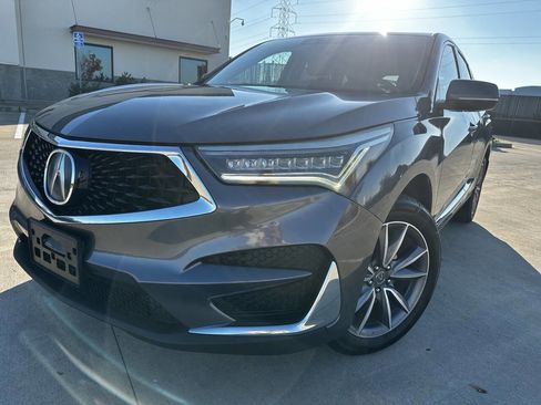 Used 2020 Acura RDX AWD w/ Technology Package image 2