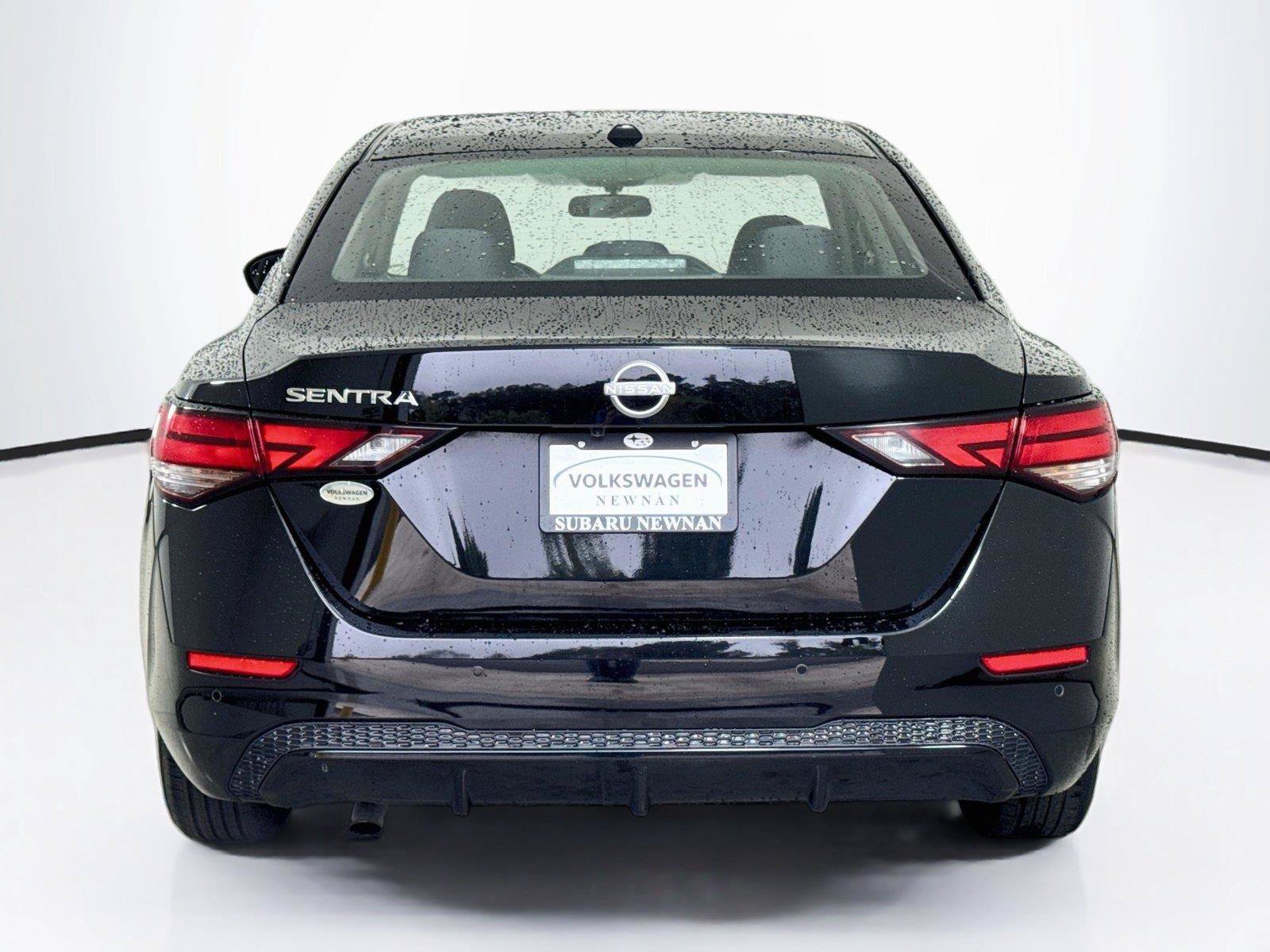 Used 2025 Nissan Sentra SV FWD image 5