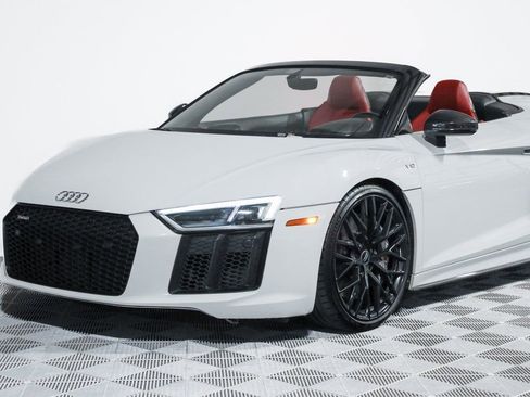 Used 2018 Audi R8 V10 plus image 23