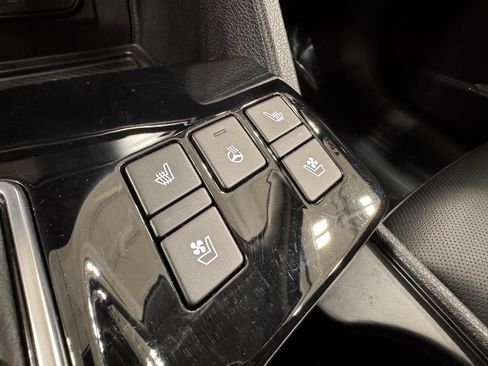 Certified 2025 Kia Sportage SX image 10