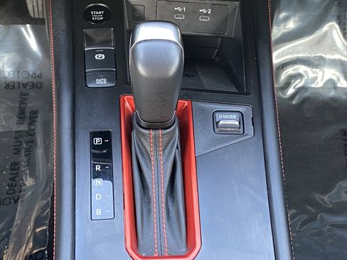 Used 2025 Nissan Kicks SR image 26