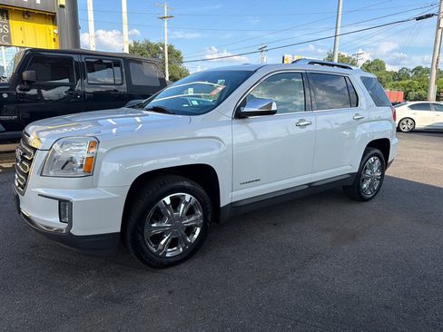 Used 2017 GMC Terrain SLT w/ Memory Package FWD image 10