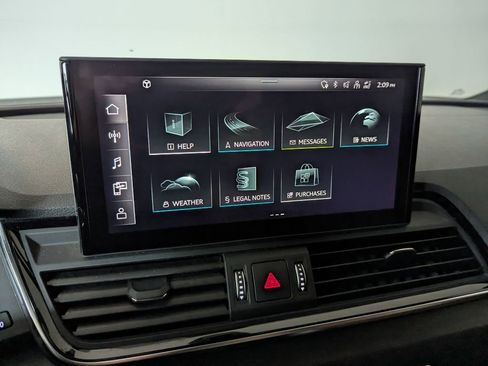 Used 2022 Audi Q5 2.0T Premium w/ Convenience Package image 15