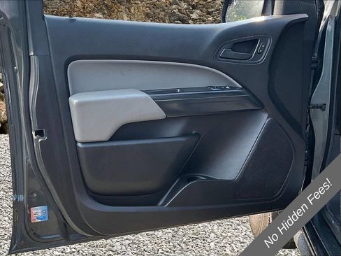 Used 2016 Chevrolet Colorado W/T w/ WT Convenience Package AWD/4WD image 19