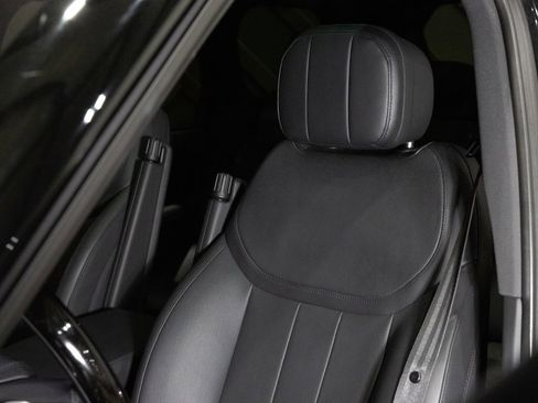 Used 2023 Land Rover Range Rover SE image 5