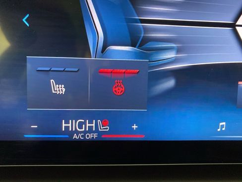 Used 2025 BMW X3 xDrive30i w/ Premium Package image 15