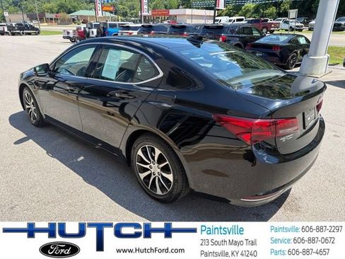 Used 2017 Acura TLX FWD image 5