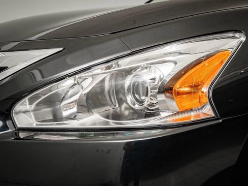 Used 2013 Nissan Altima 3.5 SL image 15