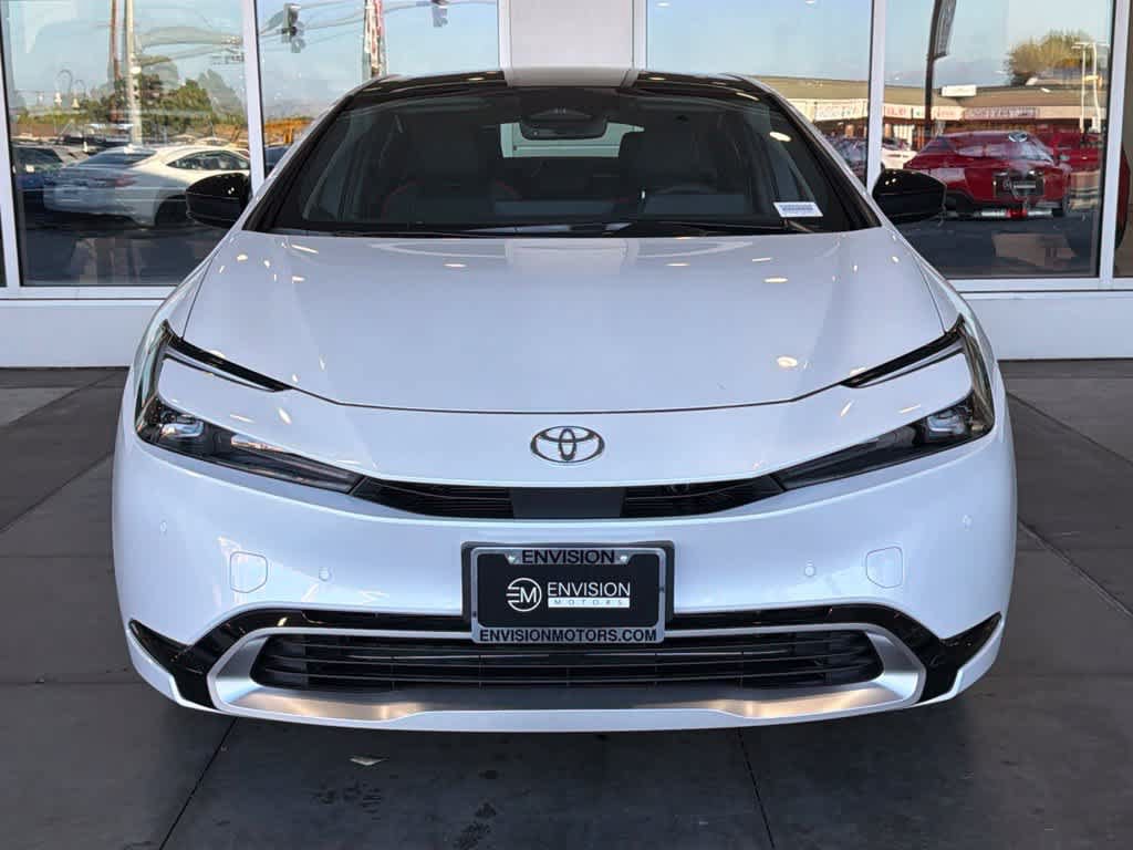 New 2027 Toyota Prius Plug-In Hybrid FWD image 4