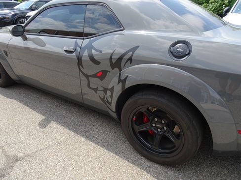 Used 2018 Dodge Challenger SRT Demon RWD image 3
