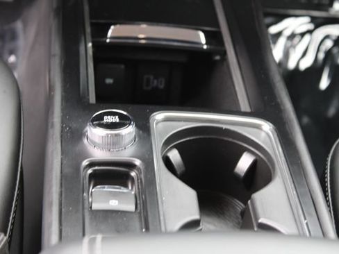 Used 2023 Lincoln Corsair Reserve FWD image 16