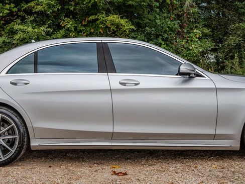 Used 2019 Mercedes-Benz S 560 Sedan w/ AMG Line Exterior image 6