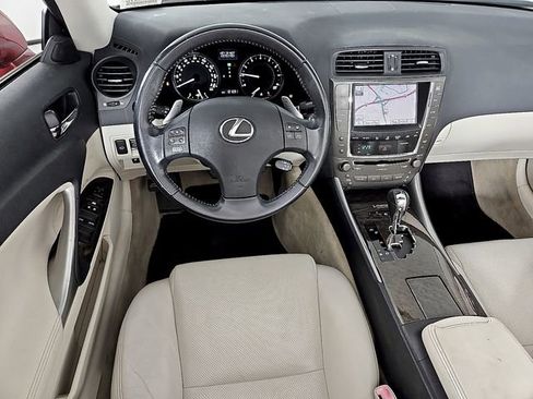 Used 2010 Lexus IS 250C w/ Luxury Pkg image 12