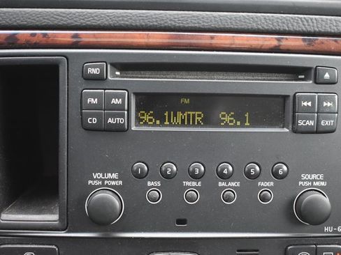 Used 2006 Volvo XC70 2.5T image 22