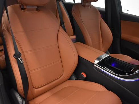 New 2026 Mercedes-Benz C 300 4MATIC Sedan image 6