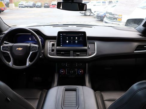 Used 2023 Chevrolet Suburban Premier image 49