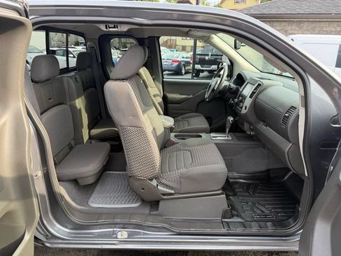 Used 2019 Nissan Frontier SV w/ Value Truck Package AWD/4WD image 17