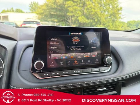 Certified 2023 Nissan Rogue SV FWD image 15