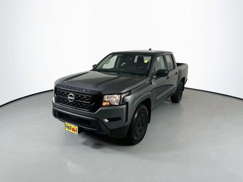 Used 2022 Nissan Frontier S w/ Technology Package RWD image 5
