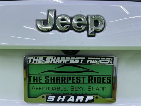 Used 2018 Jeep Grand Cherokee Limited AWD/4WD image 13