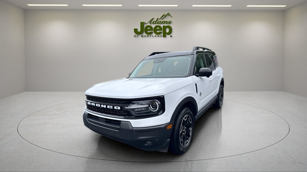 Used 2025 Ford Bronco Sport Outer Banks w/ Outer Banks Tech Package+ AWD/4WD image 1