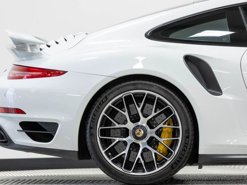 Used 2015 Porsche 911 Turbo S AWD/4WD image 22