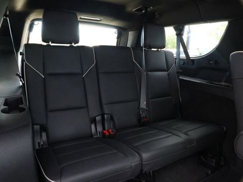 Certified 2024 Cadillac Escalade ESV Premium Luxury image 34