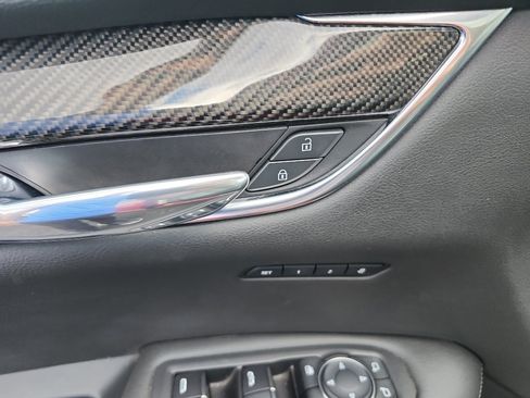 Used 2021 Cadillac XT6 Sport AWD/4WD image 20