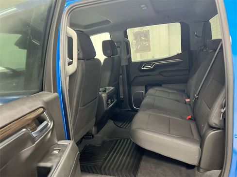 Used 2024 Chevrolet Silverado 1500 RST w/ Z71 Off-Road Package image 23