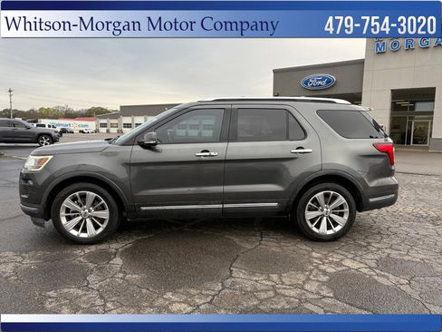 Used 2019 Ford Explorer Limited w/ Ford Safe & Smart Package image 2